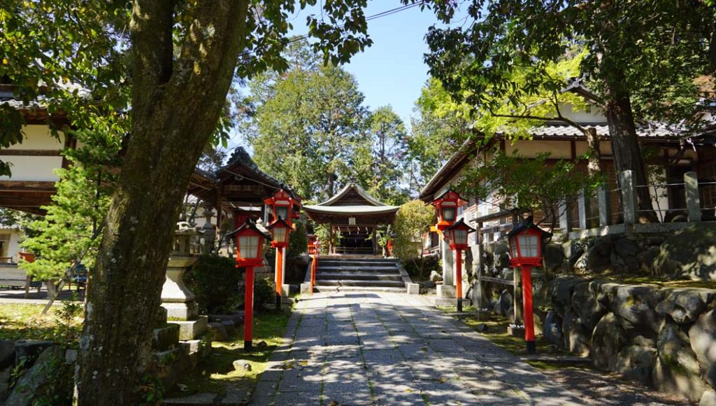 三宅八幡宮