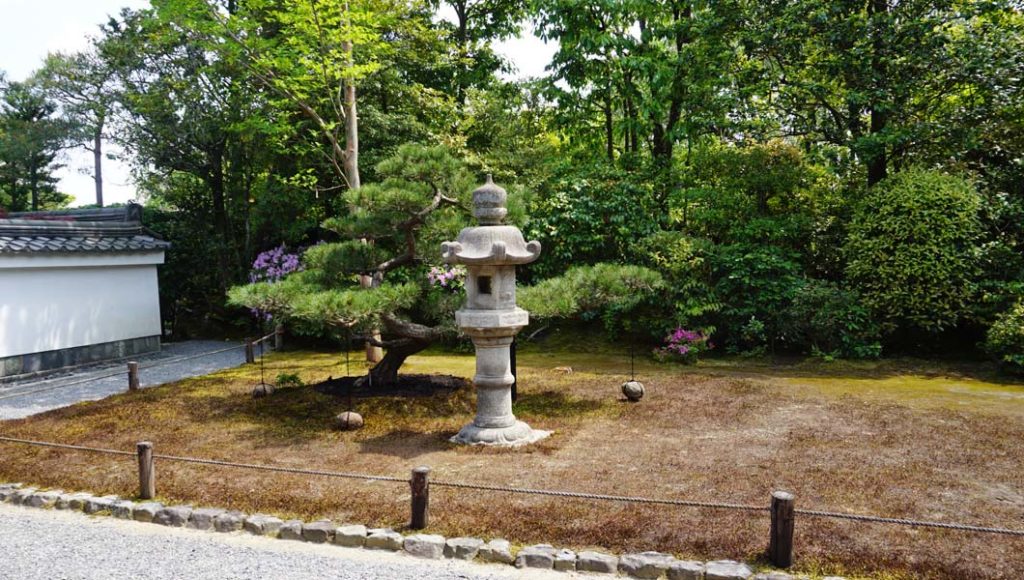 方丈前の庭