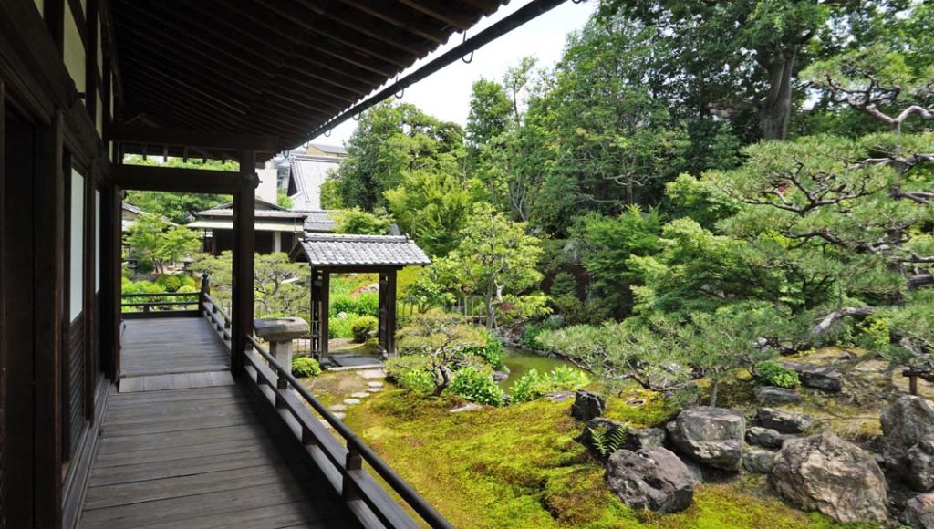 両足院