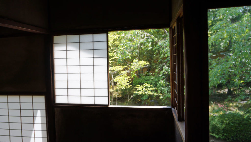 家屋内部
