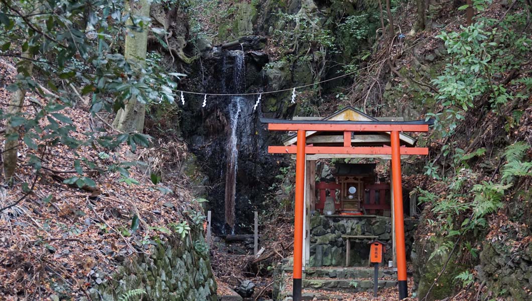 熊野若王子神社　滝
