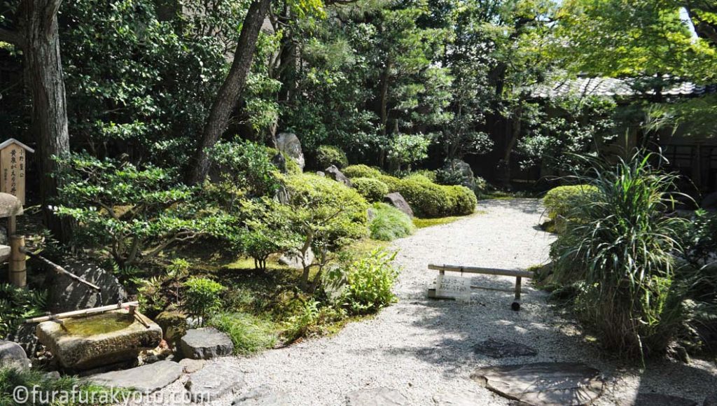 六道珍皇寺 本堂庭