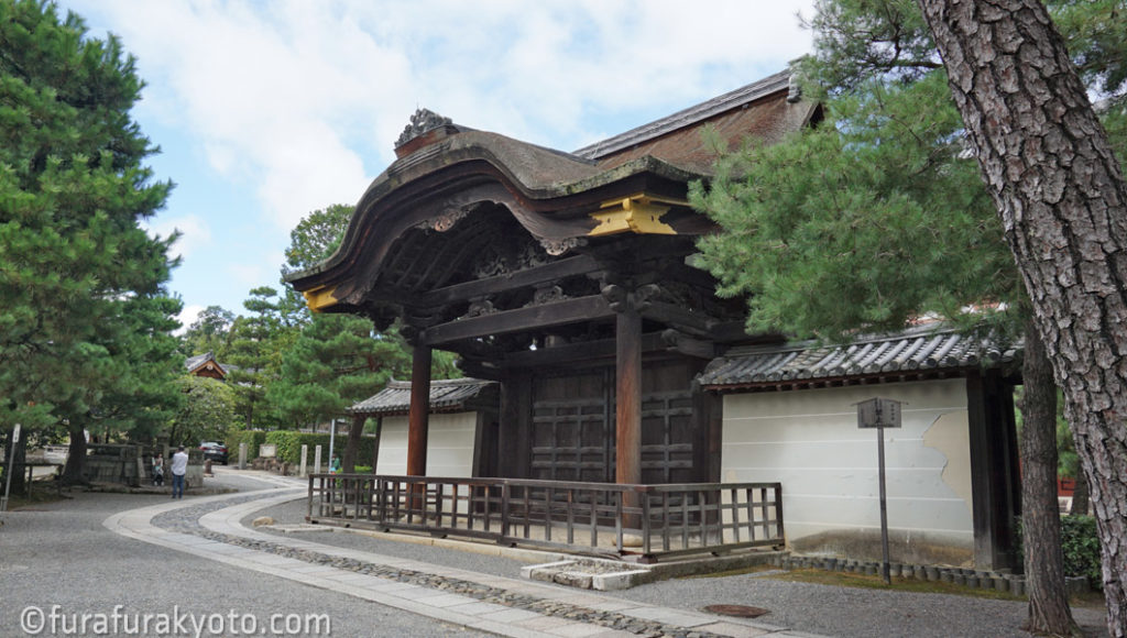 大徳寺 勅使門